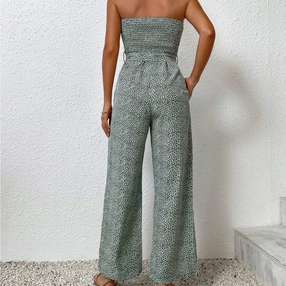 NWT Marine Dot Smocked Jumpsuit - Picture 4 of 6